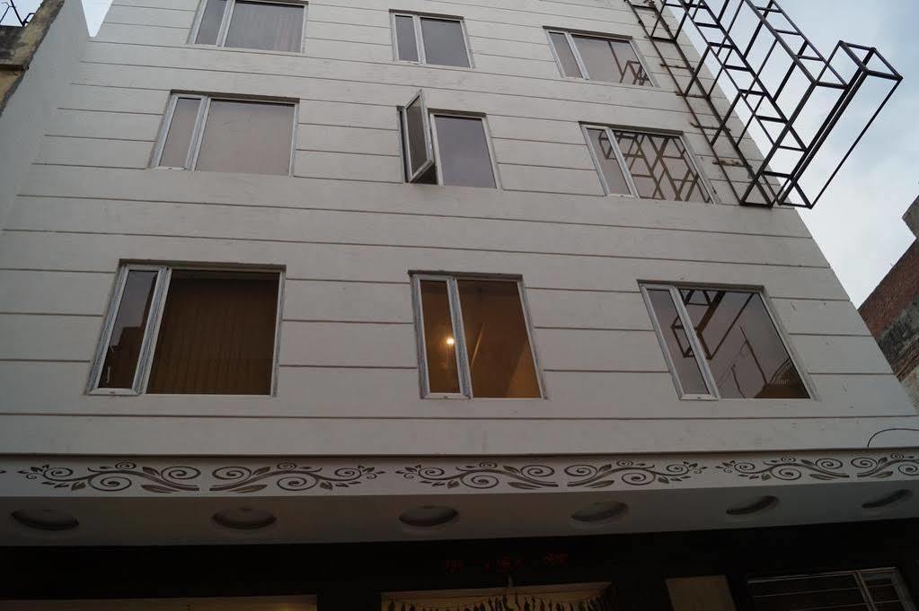 Omega Residency Ξενοδοχείο Νέο Δελχί Εξωτερικό φωτογραφία